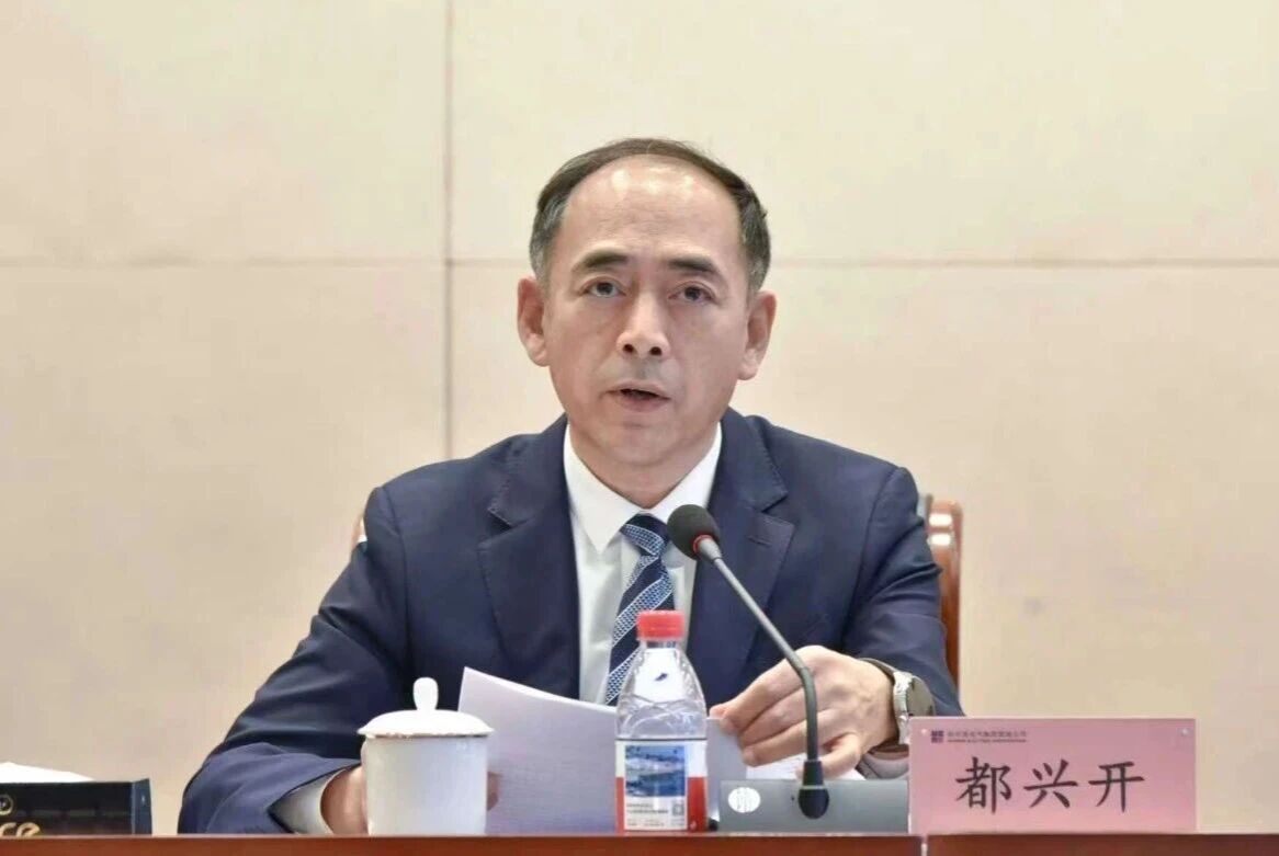 94263F90020EB94F6470EB1BE16_0522A606_F990